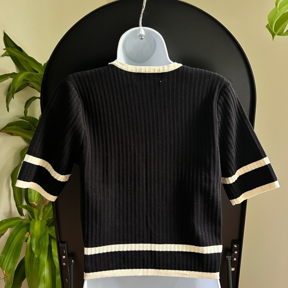 Cream-Trim Black Ribbed Button Front Top - Picture 8 of 8